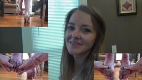 Lynn Catches Kimber With A Sensual Rub