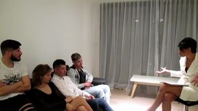MILF puta Perla Lopez gives deepthroat and assfuck therapy