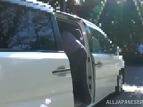 Amateur Kinky Asian Girl Gets Pussy Pleasured Hard In Van Ride