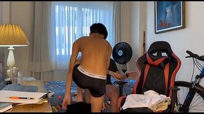 MEU AMIGUINHO VEIO ESTUDAR E COMI ELE SEM DO