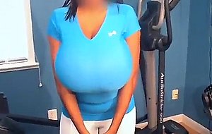 Cheron - workout at gym