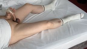 White HILFIGER sport socks: Jerk off and cumshot