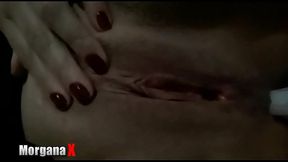 Gozei gostoso com o brinquedo socado no cu