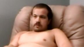 Amateur stud jacking off dick before getting a blowjob