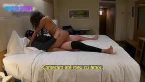 falando muita putaria no ouvido do corno safado