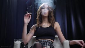 19 Years Old Brunette Is Smoking 100mm White Cigarette