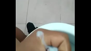 Sri Lankan wank with cum