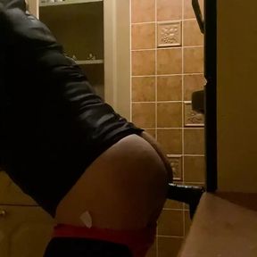 Crossdresser fucking big black dildo