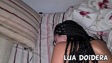 Provoquei o Jr e ele me fez gozar muito gostoso me comendo de quatro