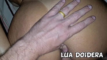 Provoquei o Jr e ele me fez gozar muito gostoso me comendo de quatro