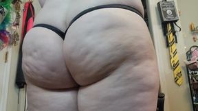 Black Legging Ass Bouncing