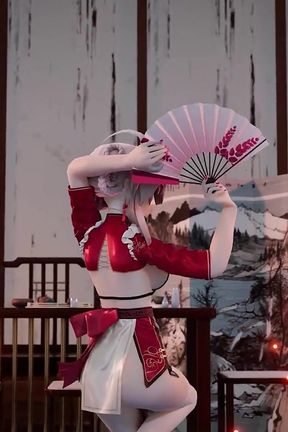 Ancient Style Elegant Cheongsam Allure Dancer