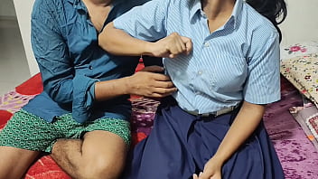 देसी कॉलेज गर्ल ने अपने बॉयफ्रेंड के साथ किया सेक्स