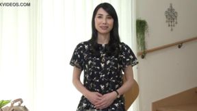 Makiko Tsurukawa's First Shoot: A Fifty Wife Documentary Dive