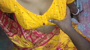 Desperate Desi Desires: Horny&#x1F975; Blonde Bombshell Sucks Massive Brown Cock&#x1F346; Under Mumbai Stars