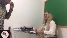 Black catra fucks teacher in classroom