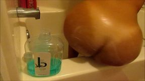 Splish Splash Big Booty Bath