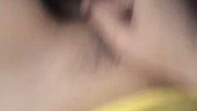 Làm liều chịt bạn cùng phòng