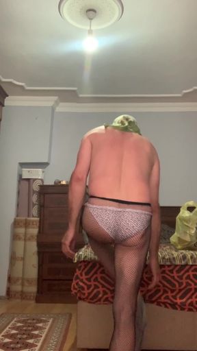 my hijabi big ass stepmom undressing   Clip 1