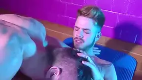 Gaysex Bottom Hunk Discharges His Sperm