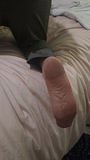 Belted Sanitary Pads Play