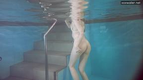”Sasha Vetochka goes naked into the pool”