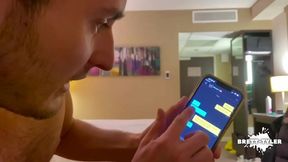 Hot Twink 18+ and Muscle Jock Bareback in Hotel Room After Grindr Hookup