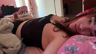 Tgirl just woke up and went to cum