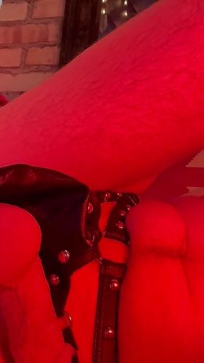 Solo Otter Large Dildo Penetration