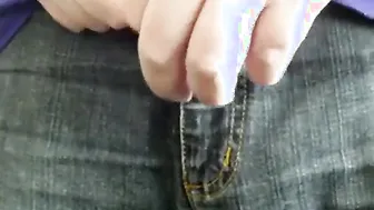Solo guy masturbates with dripping precum and cumshot finish