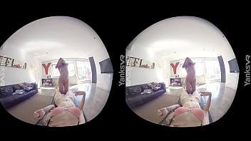 Yanks Les Cuties Marina &amp_ Charlotte Playing In 3D