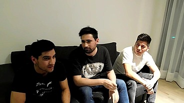 ESPOSA NINFOMANA ,cojiendome algunos vecinos , increible como me gusta cojerme desconocidos 1