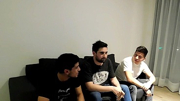 ESPOSA NINFOMANA ,cojiendome algunos vecinos , increible como me gusta cojerme desconocidos 1