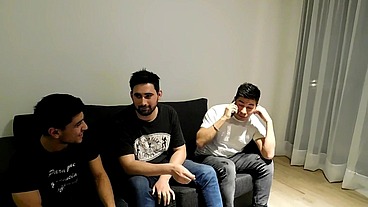 ESPOSA NINFOMANA ,cojiendome algunos vecinos , increible como me gusta cojerme desconocidos 1