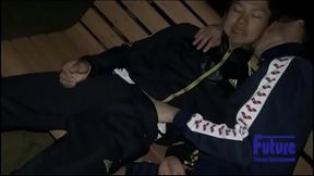 STAFF推薦作品!夜の公園&hellip_人気の無い草むらで発展&hellip_まさかのガチケツ掘り映像!!