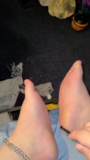 Feet tickles and giggles