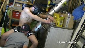 il se suce un hetero super discret agrosse bite