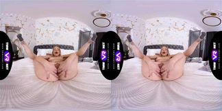 TmwVRnet Rebecca Black Hot blonde plays hot games