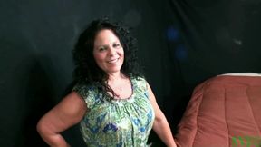Cuckold grandstepma fucks and blows