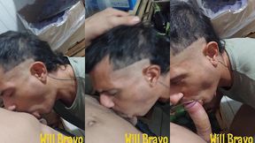 novinho com tesao na piroca me botou pra mamar no estoque do trabalho