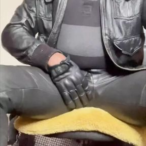 Black Muscle Dad Leather &amp; Kink Smoking Session