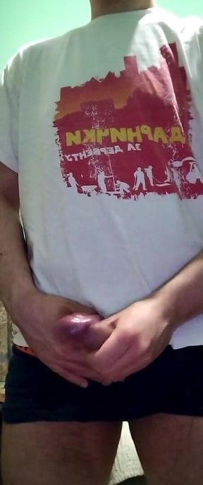 Young Gay Masturbates Until Cumming