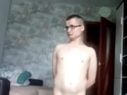 Извиняюсь на коленях перед семьей и знакомыми за свою ущербность