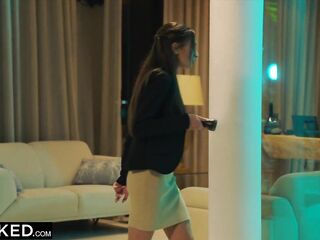 BLACKED BBC-Curious hotel clerk Vanessa seduces guest