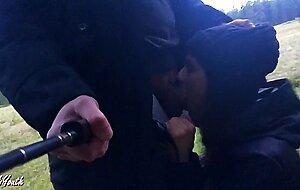 Hiyouth, risky outdoor blowjob. we were walking in the
