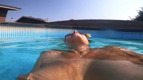 Milking MILF Pool Sex and Giving Neighbors a Show