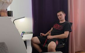 I Tried to Masturbate and Reach an Orgasm, but My Wife Unexpectedly Interrupted Me