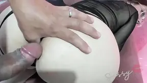 AMATEUR ANAL SEX BETWEEN A SEXY PREGNANT WOMAN AND HER HORNY NEIGHBOR