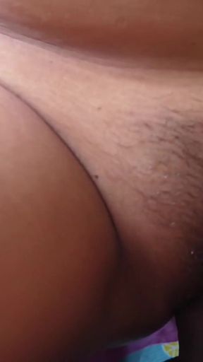Very sweet pussy deshi bhabi close up shot and fuckinging   Clip 2