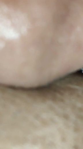 Invite My Neighbour for Sex Hubby Not at Home